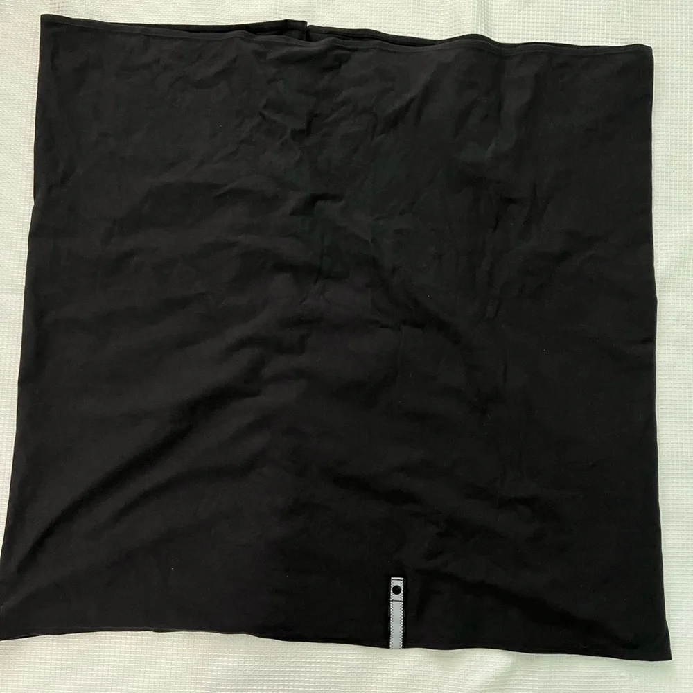 Lululemon Vinyasa Scarf *Modal in Black - Picture 6 of 9